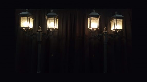 Dual Parisian Lamps